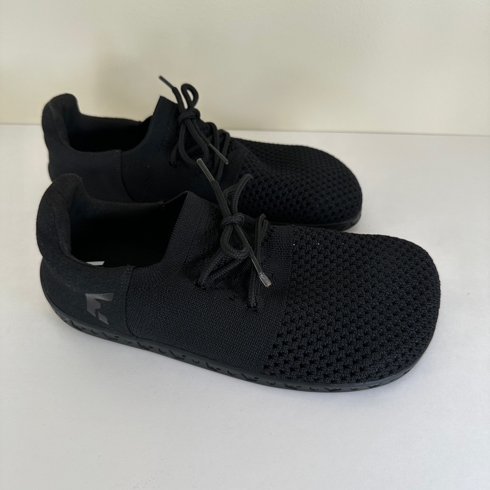 Wydefootware • Hallux 1.0 in charcoal Barefoot Minimalist wide toe shoe